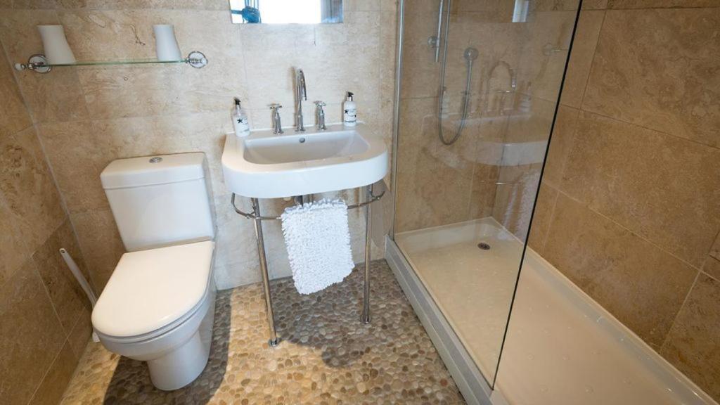 Chesil Aparthotel *
