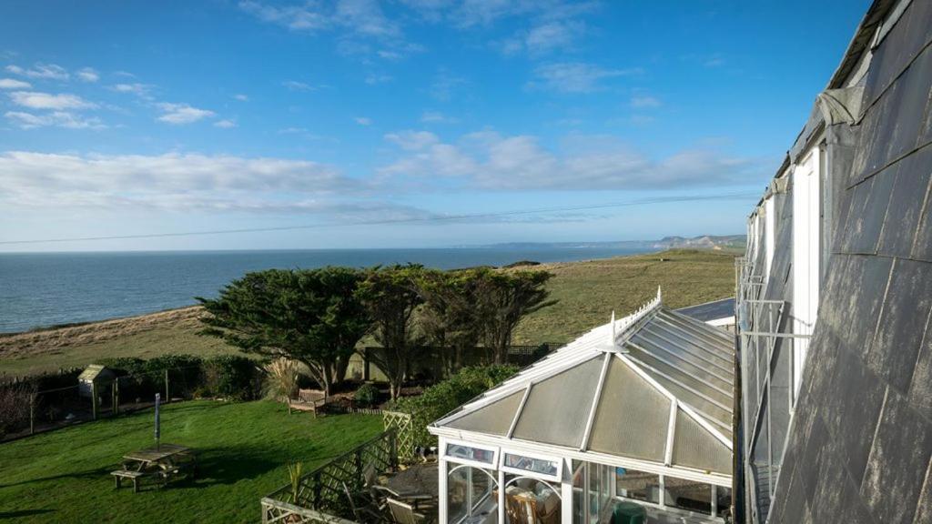 Chesil Aparthotel *